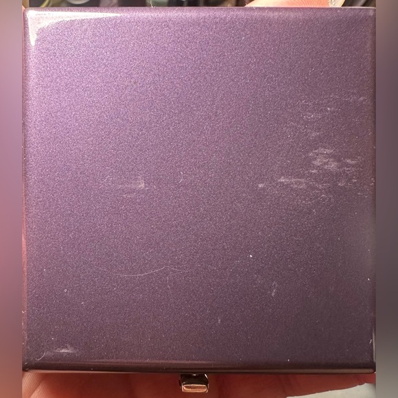 tarte LE Pressed Powder Compact - Picture 4 of 7